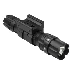 Pro Series Led Flashlight/250 Lumens/Mnt NCSTAR